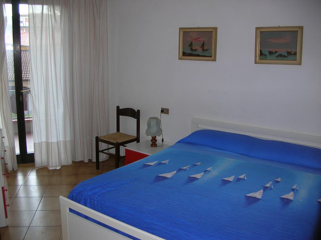 Holiday Villas Marina di Massa Room photo